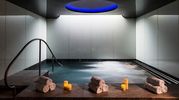 four seasons hotel london at park lane spa pool