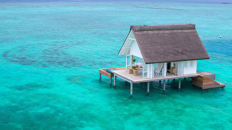 four seasons resort maldives at landaa giraavaru villa