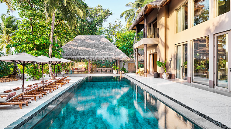 joali maldives four bedroom pool