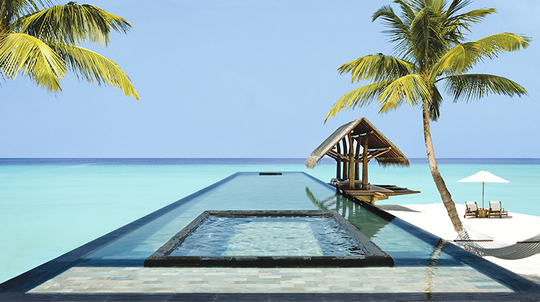 oneonly reethi rah pool