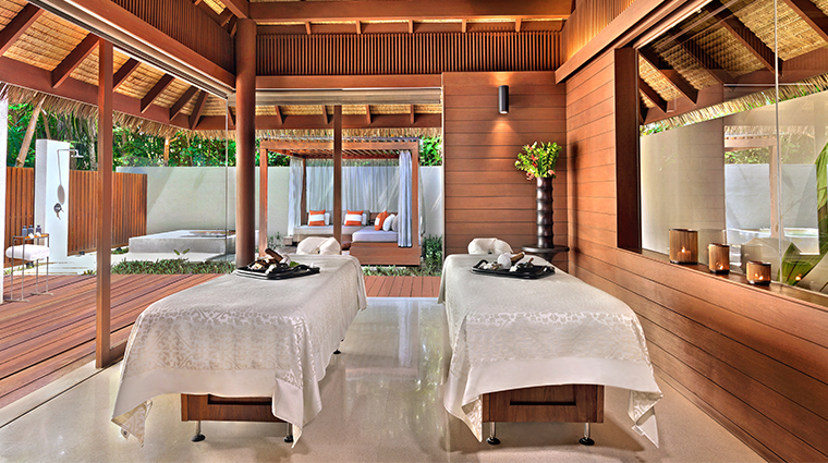 park hyatt maldives hadahaa couples treatment room