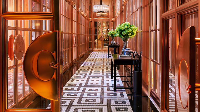 Rosewood London entrance gallery