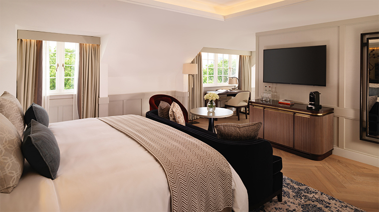 the biltmore mayfair king premier junior suite