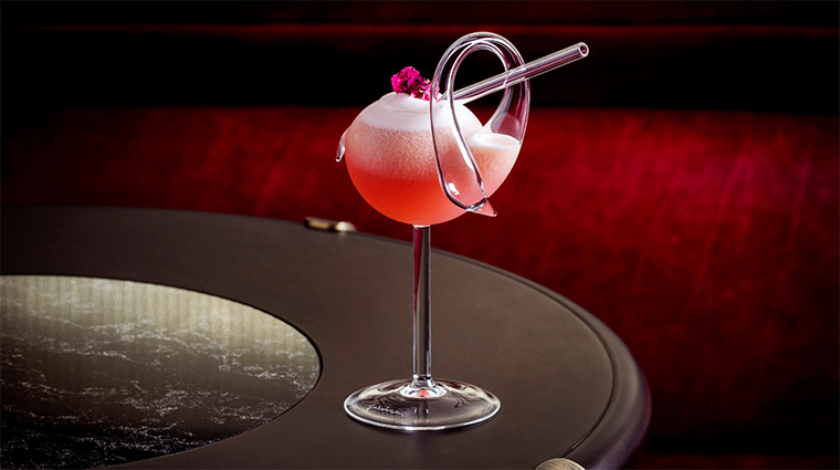 the biltmore mayfair pine bar royal swan cocktail