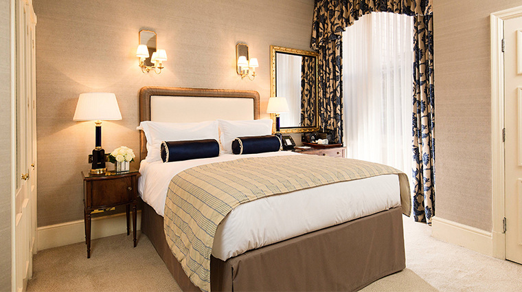 the stafford london classic queen room